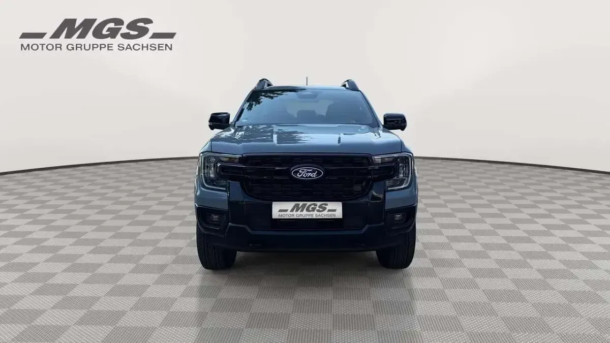 Neu Ford Ranger Limited 179 PS (131 kW) 2026 Command grey Pickup