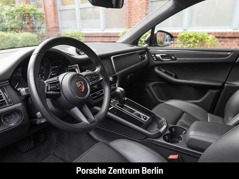 Gebraucht Porsche Macan 265 PS (194 kW) 2023 Schwarz SUV