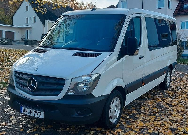 Weiß Gebraucht 2014 Mercedes 316 Van | 36.000 € - Bild 1/4