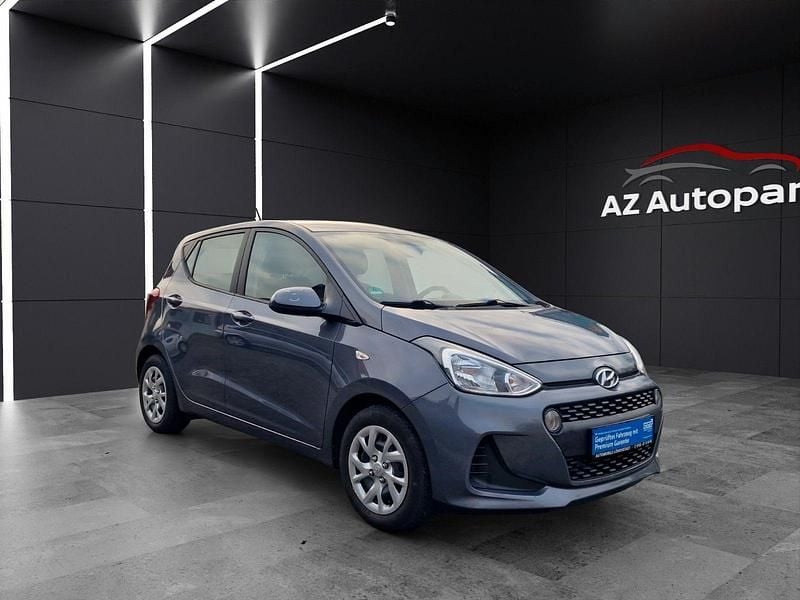 Gebraucht Hyundai i10 YES! 87 PS (63 kW) 2019 Grau Kleinwagen