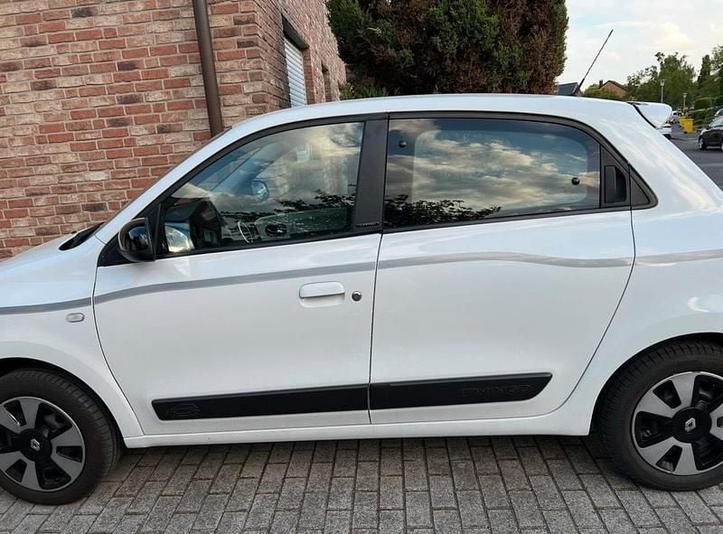 Gebraucht Renault Twingo LIMITED 69 PS (50 kW) 2018 Weiß Kleinwagen