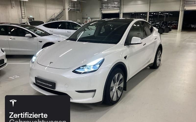 Gebraucht Tesla Model Y 273 kW (372 PS) 2023 Weiß SUV