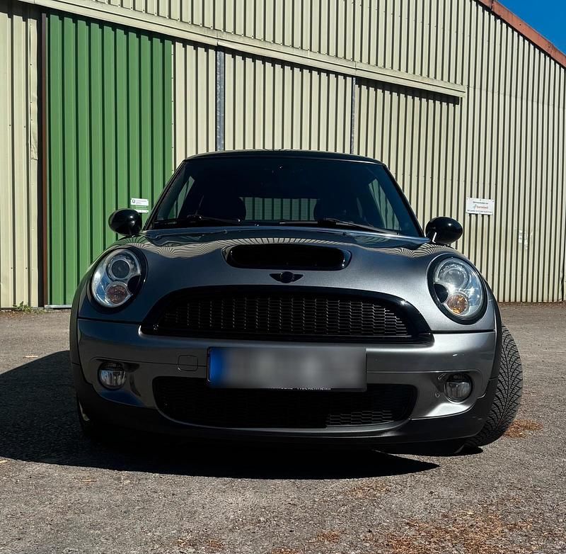 Usata Mini Cooper 185 CV (136 kW) 2010 Grigio Utilitaria