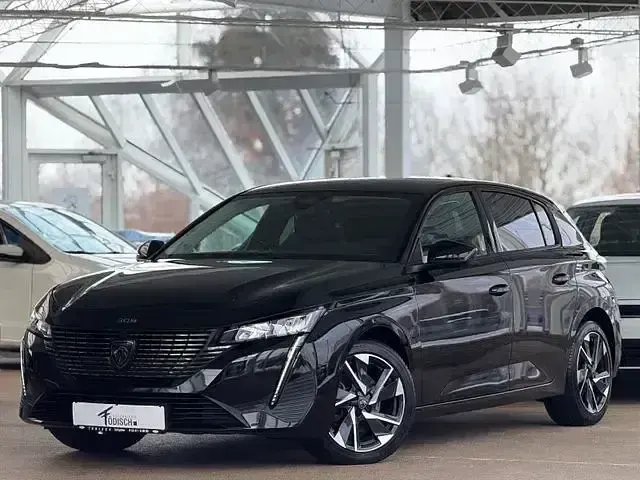 Gebraucht Peugeot 308 Allure 131 PS (96 kW) 2022 Schwarz Limousine