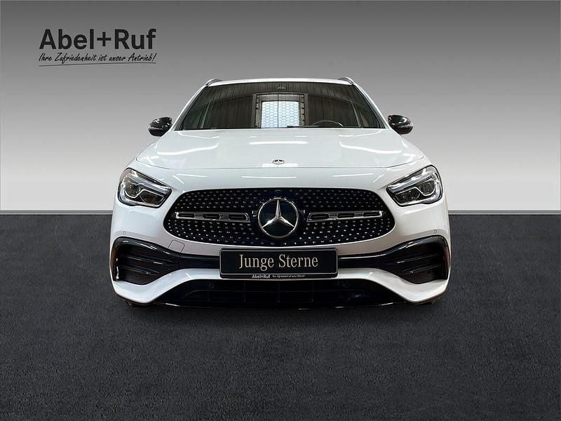 Gebraucht Mercedes GLA220 AMG 190 PS (139 kW) 2021 Weiß SUV