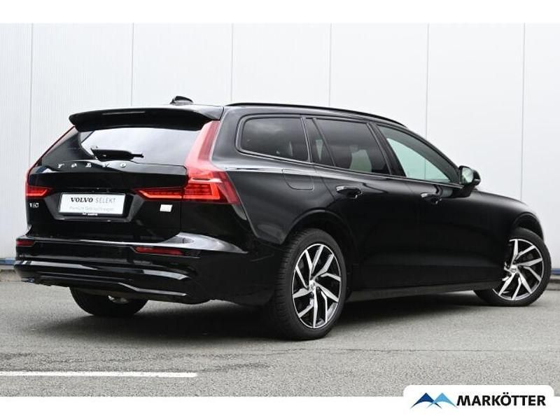 Gebraucht Volvo V60 Plus 398 PS (292 kW) 2022 Schwarz Kombi