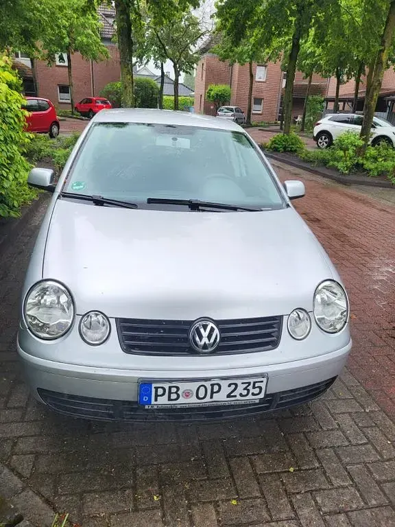 Usata VW Polo Basis 75 CV (55 kW) 2005 Grigio Utilitaria