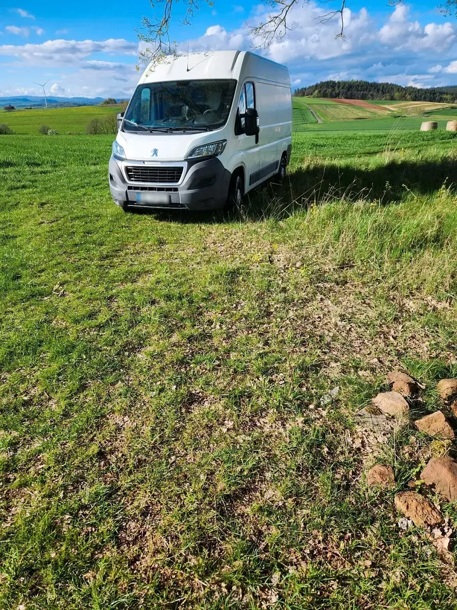 Gebraucht Peugeot Boxer 131 PS (96 kW) 2015 Weiß Van