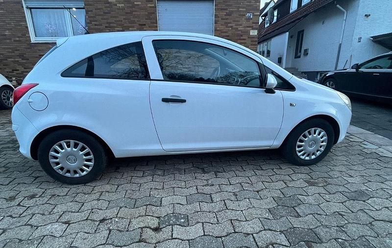 Gebraucht Opel Corsa 59 PS (43 kW) 2008 Weiß Kleinwagen