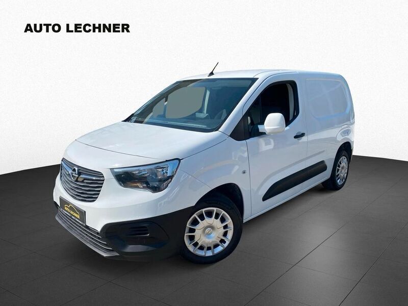 Weiß Gebraucht 2019 Opel Combo Van / Kleinbus | 6.890 € (Fairer Preis) - Bild 1/4