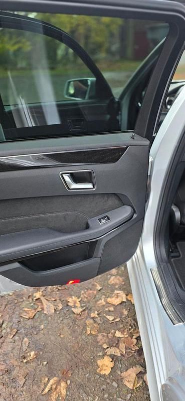 Gebraucht Mercedes E350 AMG 252 PS (185 kW) 2013 Silber Kombi