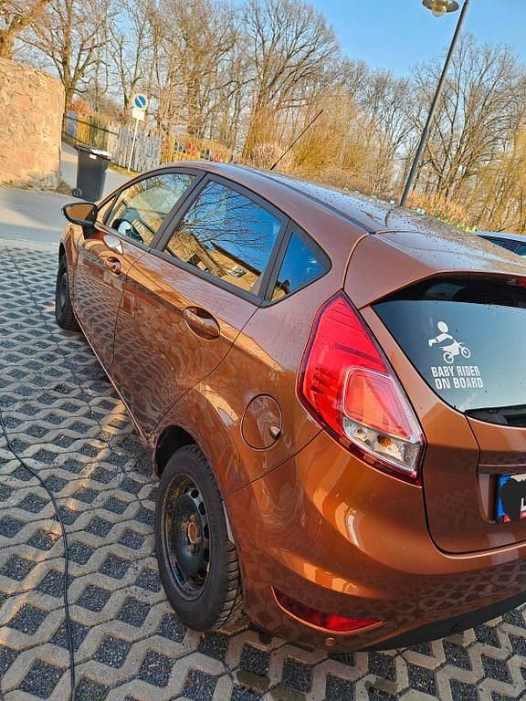 Gebraucht Ford Fiesta SYNC Edition 82 PS (60 kW) 2014 Braun Kleinwagen