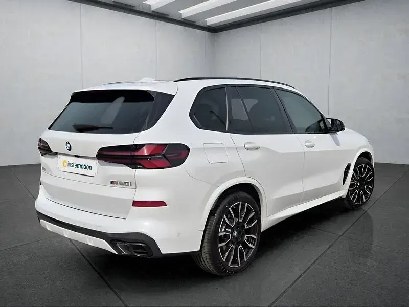 Gebraucht BMW X5 530 PS (389 kW) 2025 Weiß SUV