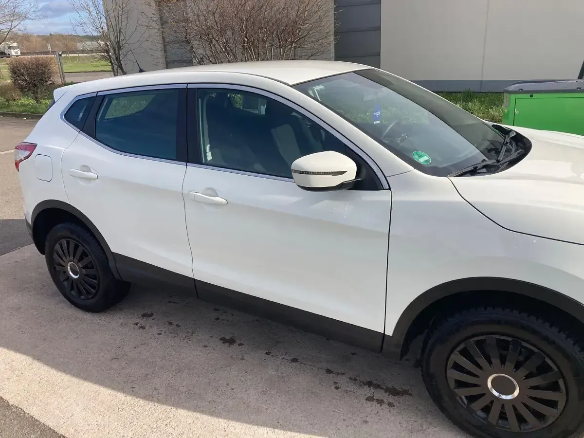 Gebraucht Nissan Qashqai 360º 116 PS (85 kW) 2016 Weiß SUV