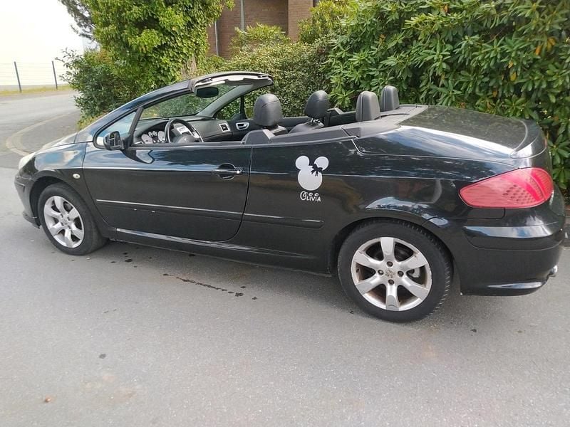 Schwarz Gebraucht 2006 Peugeot 307 CC Cabrio | 1.799 € (Guter Preis) - Bild 1/4