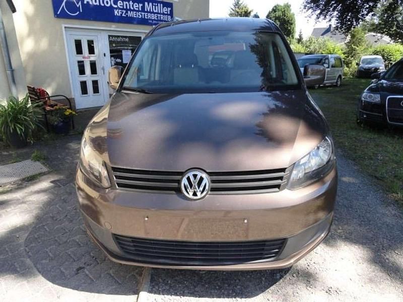 Toffeebraun metallic Gebraucht 2014 VW Caddy Maxi Trendline Van / Kleinbus | 13.995 € (Fairer Preis) - Bild 1/4