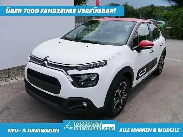 Weiß/ dach adenrot Gebraucht 2022 Citroën C3 PureTech Kleinwagen | 12.990 € (Fairer Preis) - Bild 1/4