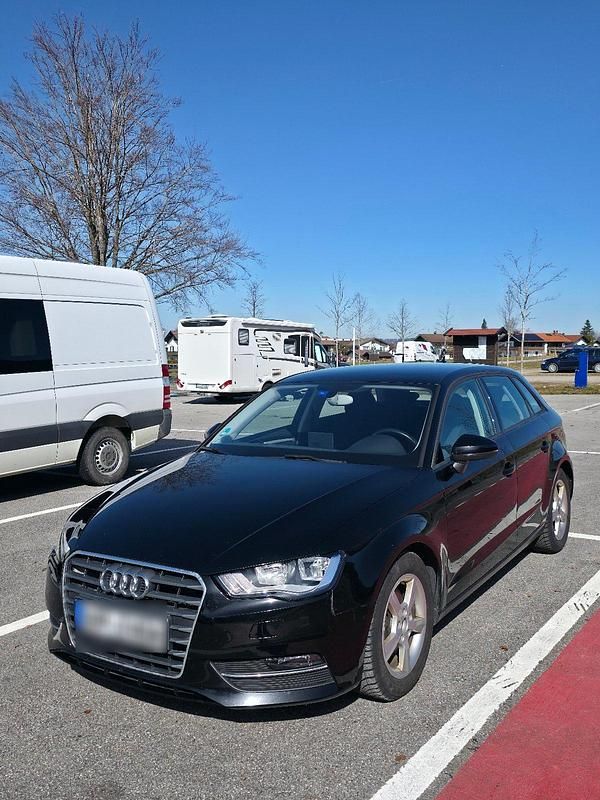 Gebraucht Audi A3 Sportback 150 PS (110 kW) 2014 Schwarz Kleinwagen