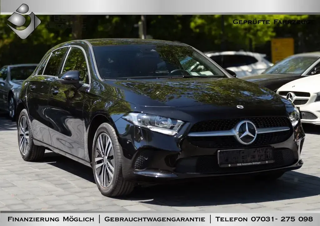 Gebraucht Mercedes A250 Progressive 160 PS (117 kW) 2022 Schwarz Limousine