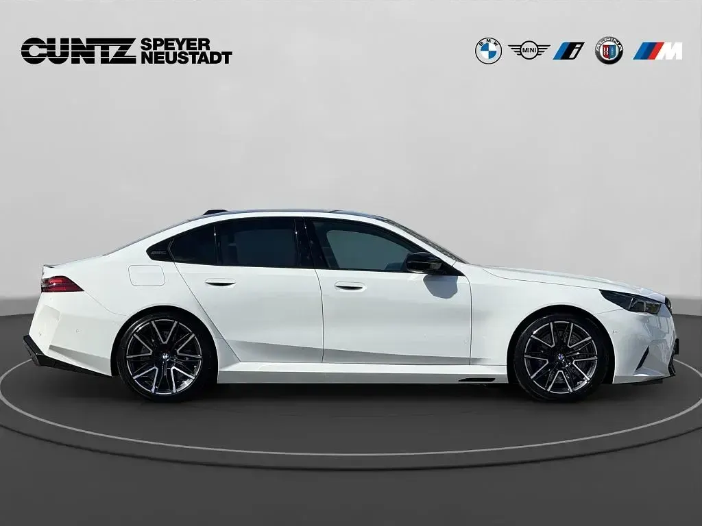 Gebraucht BMW M5 Performance 727 PS (534 kW) 2025 Alpinweiss Limousine