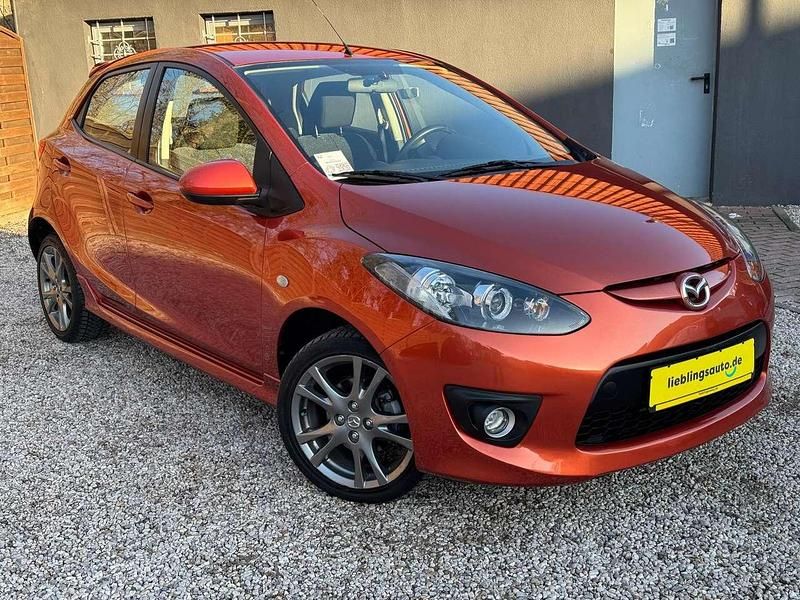 Gebraucht Mazda 2 Dynamic 103 PS (75 kW) 2009 Passion orange Kleinwagen
