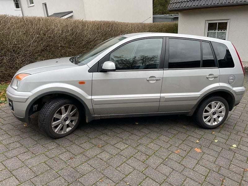 Silber Gebraucht 2007 Ford Fusion Limousine | 3.450 € (Fairer Preis) - Bild 1/4