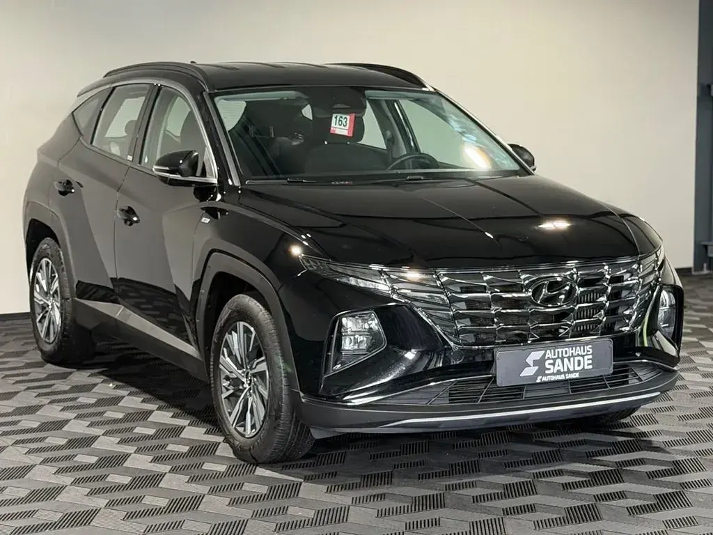 Gebraucht Hyundai Tucson Select 150 PS (110 kW) 2021 Schwarz SUV