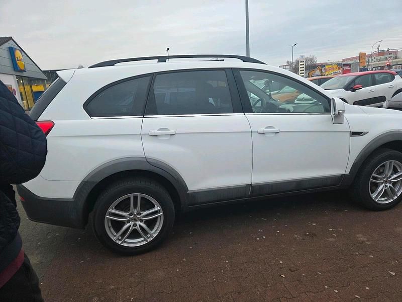 Weiß Gebraucht 2013 Chevrolet Captiva SUV | 7.000 € (Teuer) - Bild 1/1
