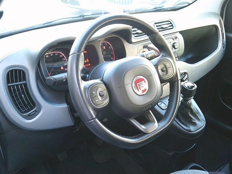 Gebraucht Fiat Panda Lounge 69 PS (50 kW) 2020 Weiß Kleinwagen