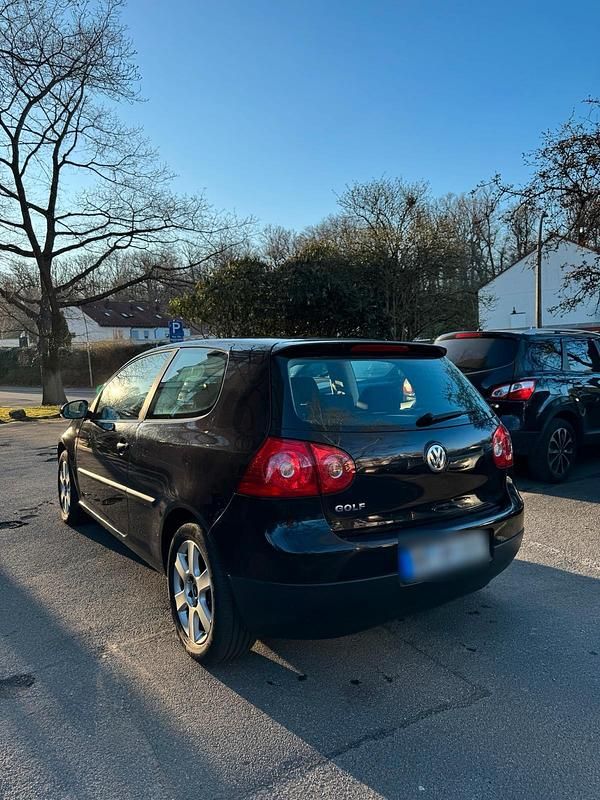 Gebraucht VW Golf V 75 PS (55 kW) 2005 Schwarz Kleinwagen
