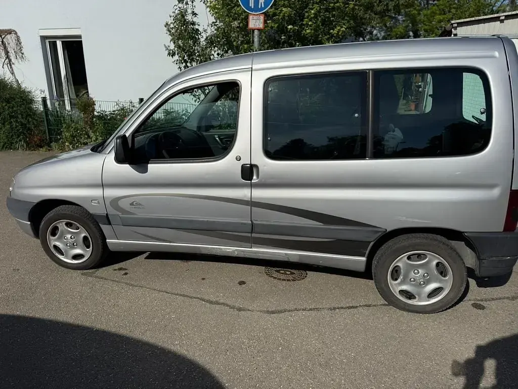 Gebraucht Peugeot Partner 109 PS (80 kW) 2000 Van / Kleinbus