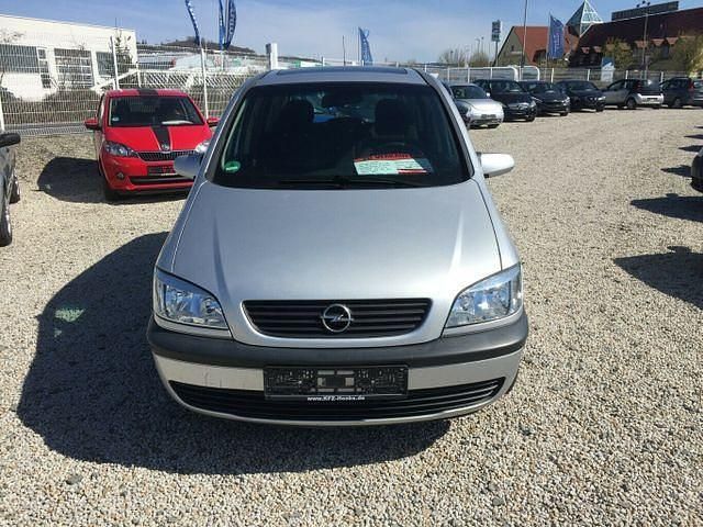 Gebraucht Opel Zafira Selection 101 PS (74 kW) 2002 Other Van / Kleinbus