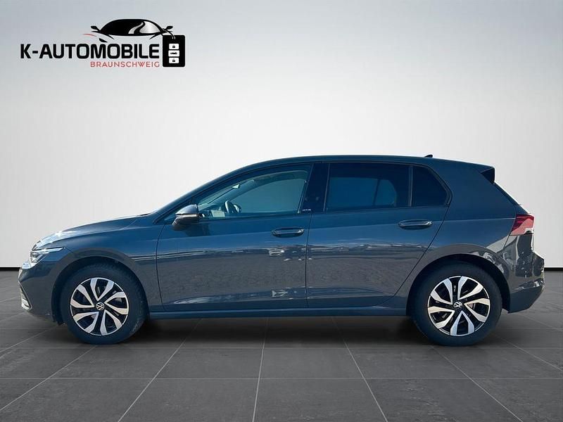 Gebraucht VW Golf VIII Active 110 PS (80 kW) 2021 Grau Limousine