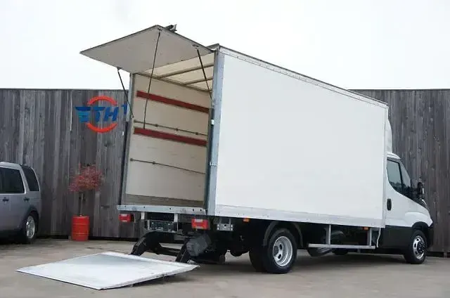 Second-hand Iveco Daily 156 CP (114 kW) 2018 Alb