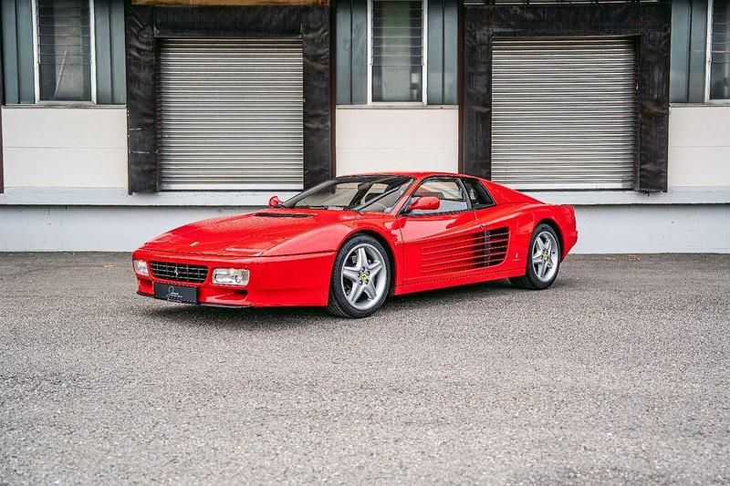Rot Gebraucht 1993 Ferrari 512 Coupé | 269.900 € - Bild 1/4