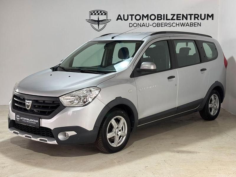 Gebraucht Dacia Lodgy Stepway 107 PS (78 kW) 2016 Silber Van / Kleinbus