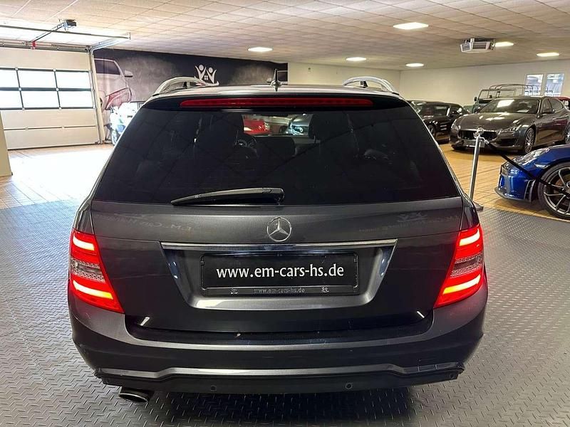 Gebraucht Mercedes C250 AMG line 204 PS (150 kW) 2014 Grau Kombi