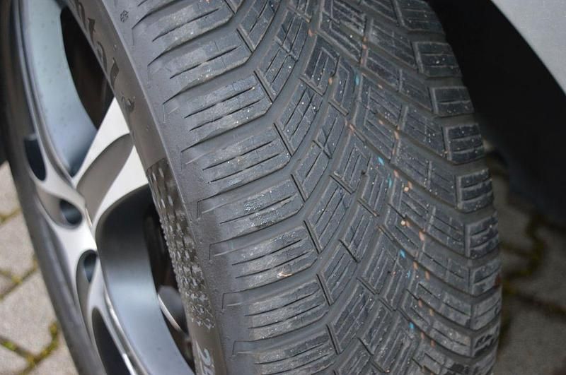 Gebraucht Mercedes GLE250 204 PS (150 kW) 2015 Silber SUV