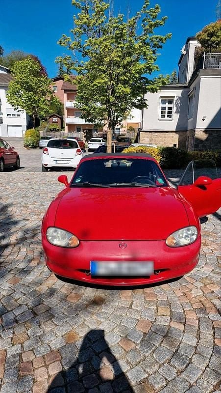 Używany Mazda MX5 110 KM (80 kW) 1998 Czerwony Kabriolet