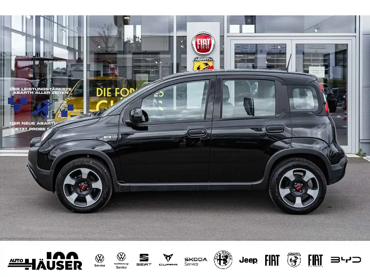 Gebraucht Fiat Panda Cross Cross 69 PS (50 kW) 2023 Schwarz Kleinwagen
