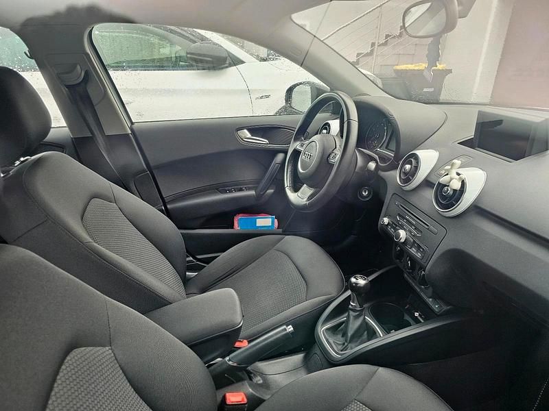 Gebraucht Audi A1 S-Line 122 PS (89 kW) 2014 Weiß Kleinwagen
