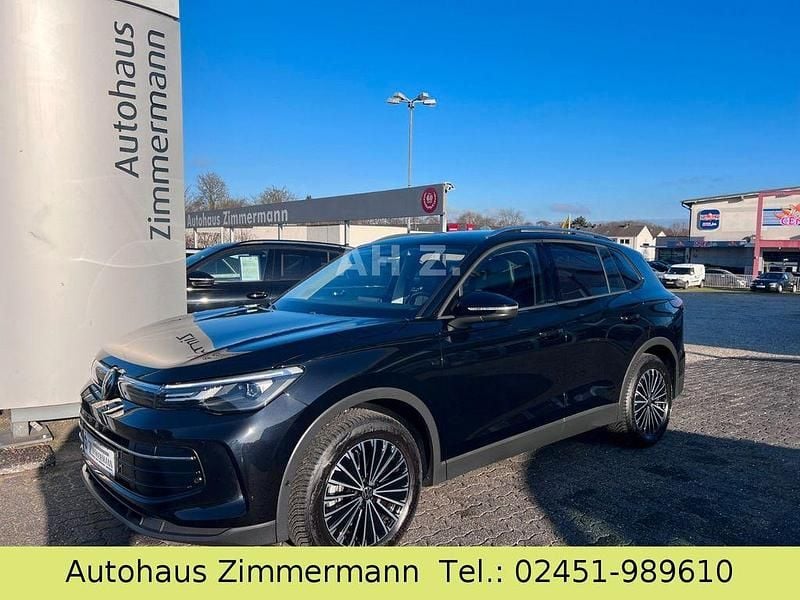 Gebraucht 2025 VW Tiguan Design 150 PS SUV – Nordrhein-Westfalen ...
