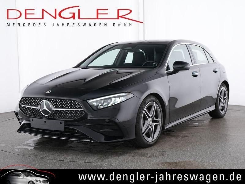 Schwarz Gebraucht 2024 Mercedes A200 AMG Line Premium Limousine | 35.790 € - Bild 1/4