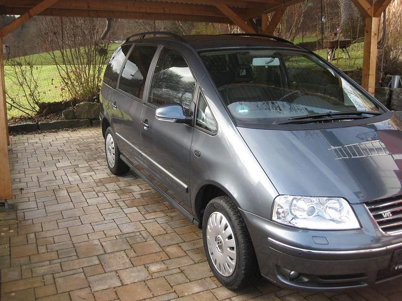 Gebraucht VW Sharan Business 204 PS (150 kW) 2008 Grau Van / Kleinbus