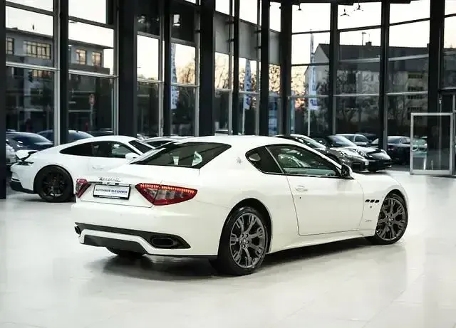 Gebraucht Maserati Granturismo 460 PS (338 kW) 2016 Bianco eldorado Coupé