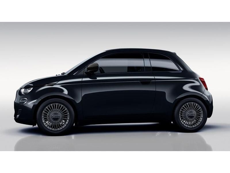 Neu Fiat 500C Icon 65 PS (47 kW) 2025 Schwarz Cabrio
