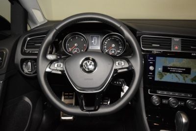 Gebraucht VW Golf VII IQ Drive 150 PS (110 kW) 2019 Blau metallic Kombi
