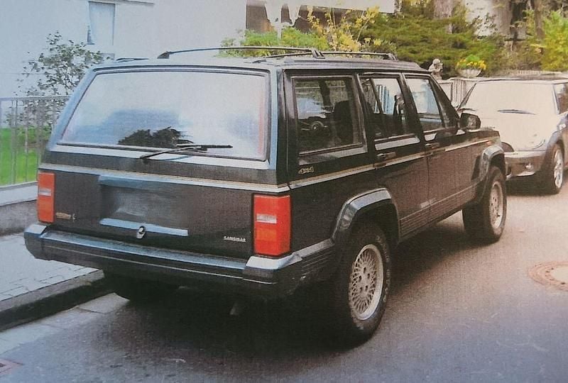 Gebraucht Jeep Cherokee 184 PS (135 kW) 1995 Grün SUV
