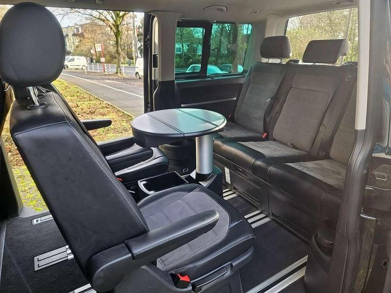 Gebraucht VW Multivan 150 PS (110 kW) 2020 Schwarz Van / Kleinbus