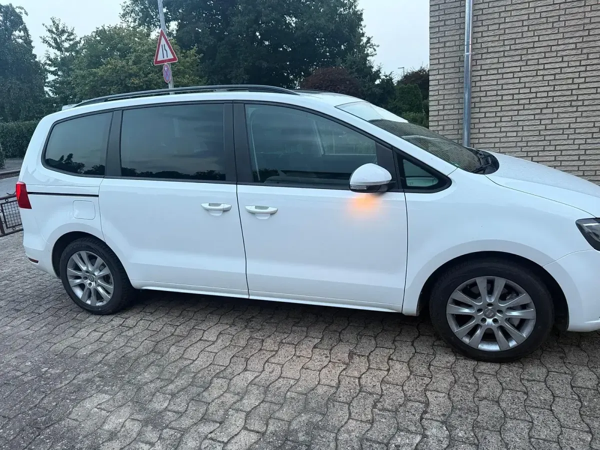 Gebraucht Seat Alhambra 177 PS (130 kW) 2014 Weiß Van / Kleinbus